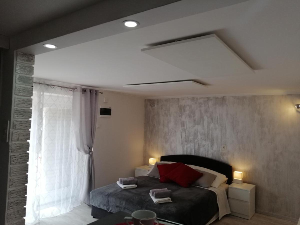 App Noel Apartment *